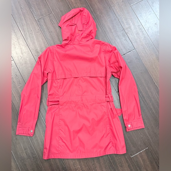 Columbia rain coat, red, medium, new - Picture 7 of 8